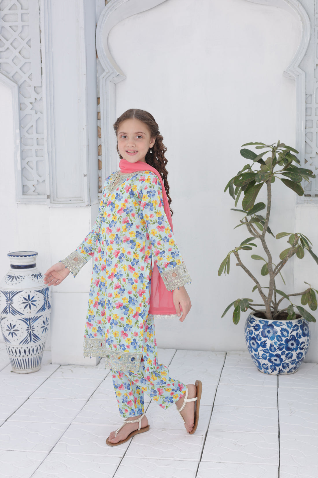 Embroidered Girls’ Party Dress –